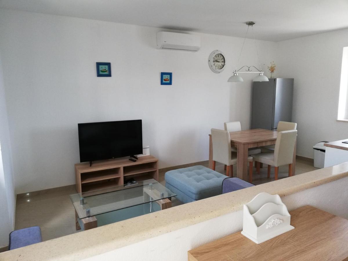 Apartman Postira Rot المظهر الخارجي الصورة
